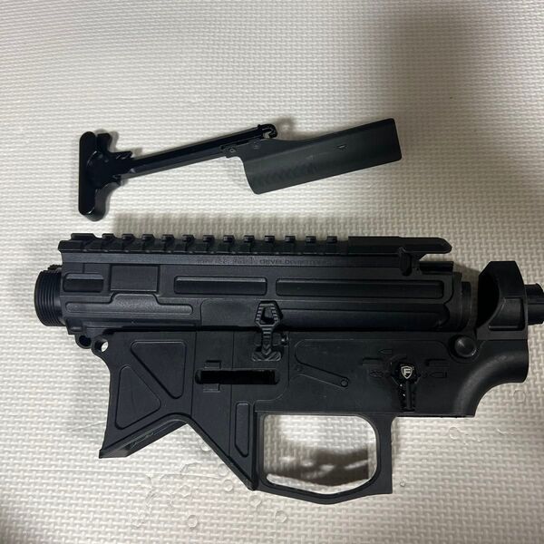 BATTLE ARMSタイプ M4 電動ガン用 樹脂フレーム