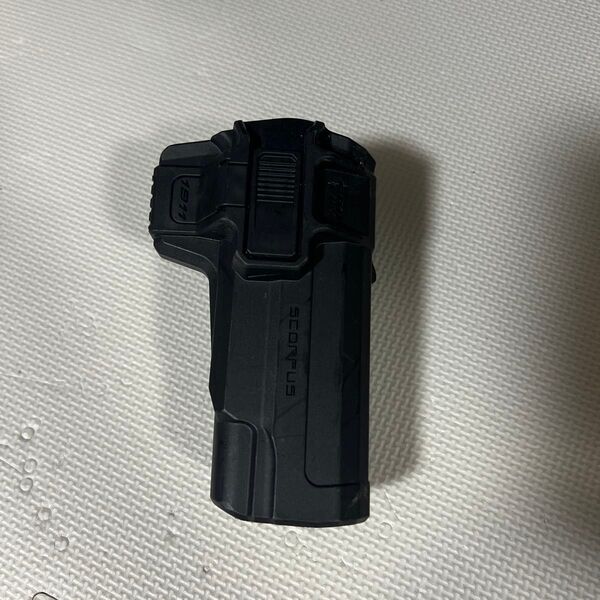 FABディフェンスヒップホルスター SCORPUS 右 1911 ブラック