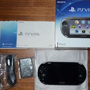 新品 PlayStation Vita PCH-2000 Wi-Fiモデル ブラック