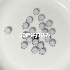 20個ネイルパーツ くろしー