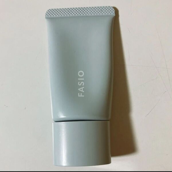 FASIO BBクリーム 02