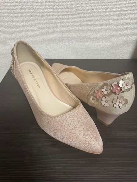 JELLYBEANS バックフラワーラウンドトゥパンプス 23.5㎝