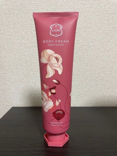 Laline ウォームバニラ ボディクリーム&ハンドクリーム