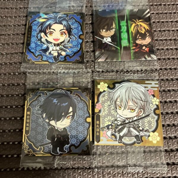 刀剣乱舞 にふぉるめーしょん ウエハース 燭台切 太鼓鐘 鶴丸 火車切&大倶利伽羅 二刀開眼 シール4枚