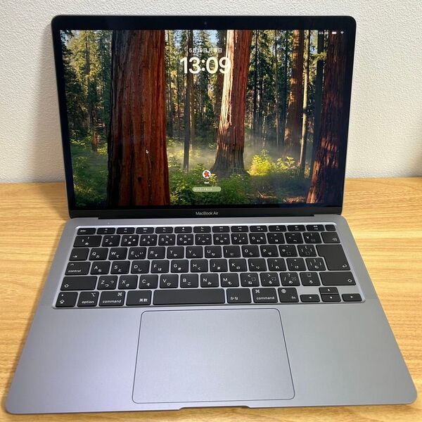Apple MacBook Air 13インチ M1 2020 シルバー Retina Mem8G / SSD 256G