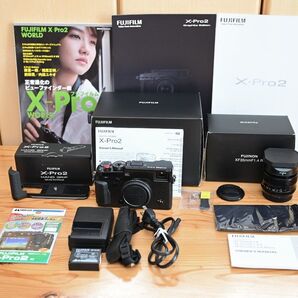 【超美品】X-Pro2&XF35mmf1.4r&HAND GRIP MHG-XPRO2 の3点セット 付属品多数あり!