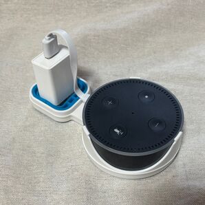Amazon Echo Dot 第二世代 リセット済 壁掛けホルダー付 usb給電タイプ エコー アマゾン エコードット