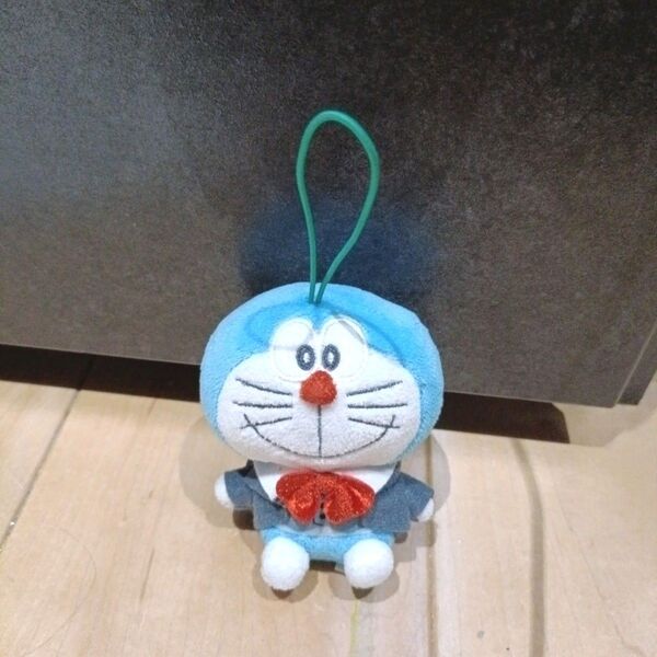 *未使用品*映画ドラえもんの地球交響楽タキシード姿のぬいぐるみ マスコット ストラップ付き*24H以内発送可能です!!!