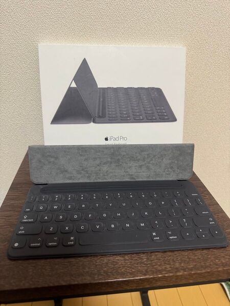 Apple A1772 iPad Pro Smart Keyboard 9.7インチ A1772 キーボードカバー