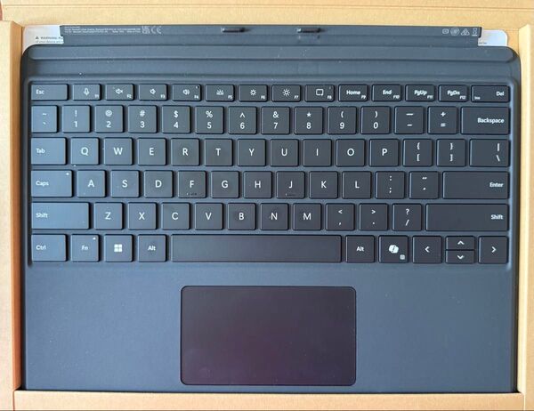 Microsoft Surface Pro 11 英語キーボード