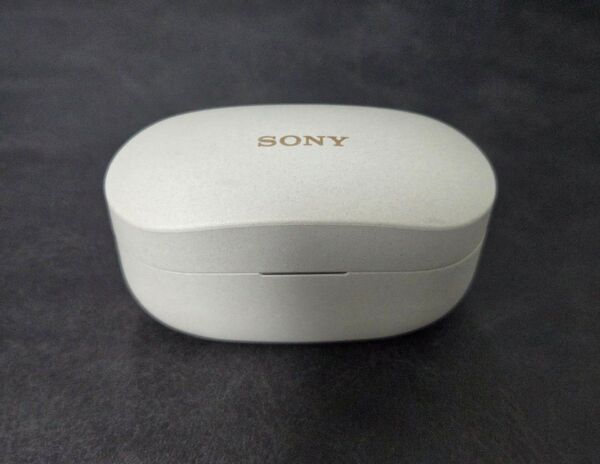 美品 SONY WF-1000XM4 プラチナシルバー 充電ケース
