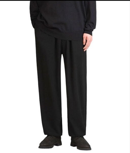 COMOLI シルクネップドローストリングパンツ