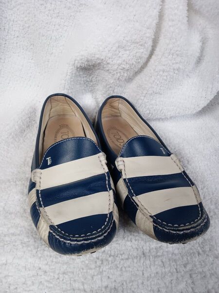 TOD'S トッズ ドライビングシューズ ローファー 23.5cm