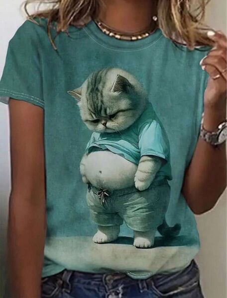 ぽっちゃり猫ちゃんTシャツ