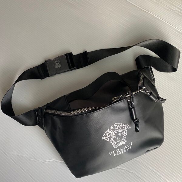 VERSACE ウエストポーチ ノベルティ