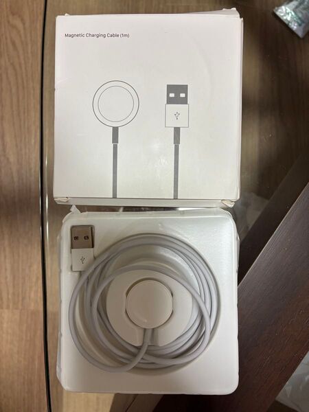 Apple Watch 磁気充電ケーブル(1m) ホワイト