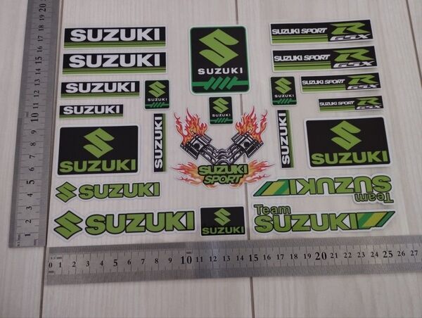 SUZUKIステッカー 1シート分 防水 バイクステッカー スズキステッカー レーシングステッカー 緑