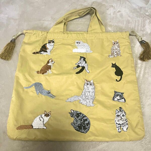 イアパピヨネ 猫刺繍 巾着トートバッグ ear PAPILLONNER