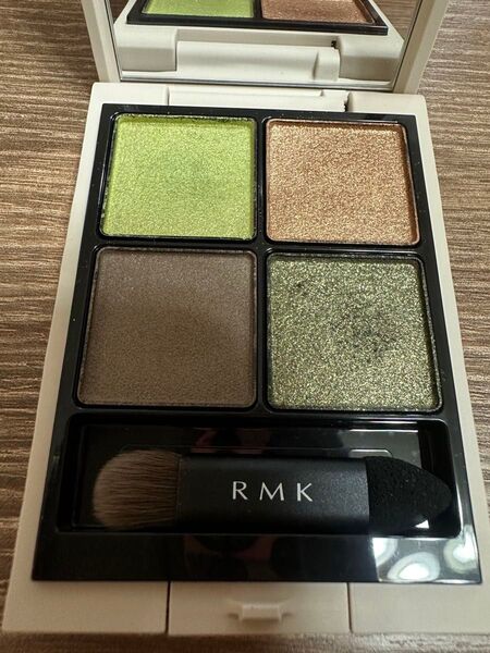 RMK シンクロマティックアイシャドウパレット EX-02エニグマティック