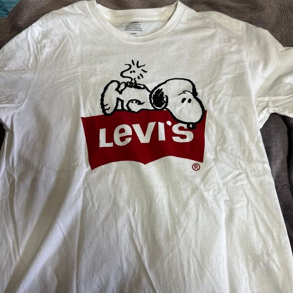 リーバイス スヌーピーTシャツMサイズ