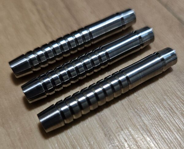 新品 XXX DARTS Predator2 20g バレルのみ
