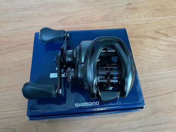 美品送料込み シマノ SLX BFS XG レフトハンドル 左ハンドル ベイトフィネス