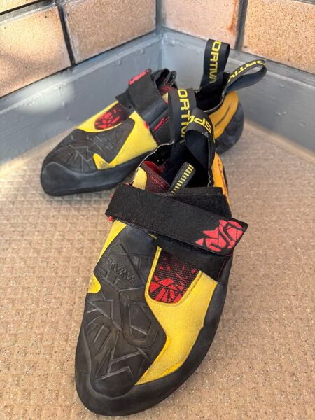 スクワマ La Sportiva クライミングシューズ黒/黄◆スポルティバ◆サイズ38.5