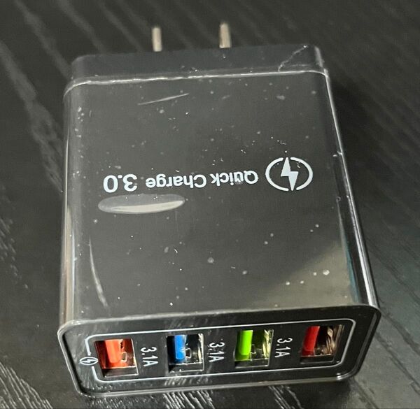 4ポート USB急速充電器 Quick Charge 3.0