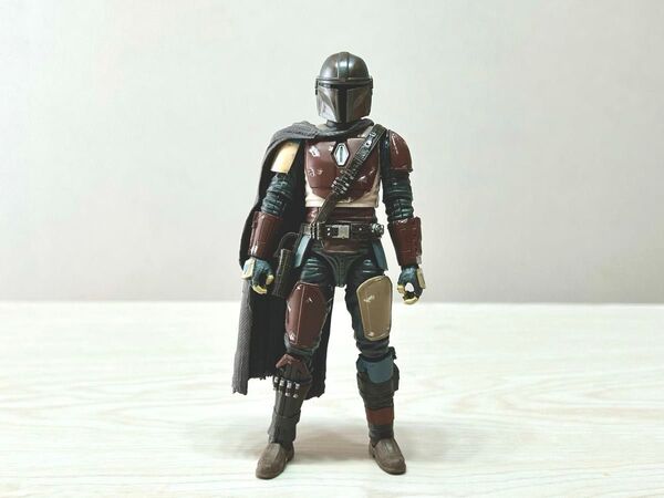 スターウォーズ ブラックシリーズ マンダロリアン フィギュア