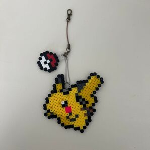 ポケモン ピカチュウ キーホルダー ハンドメイド アイロンビーズ