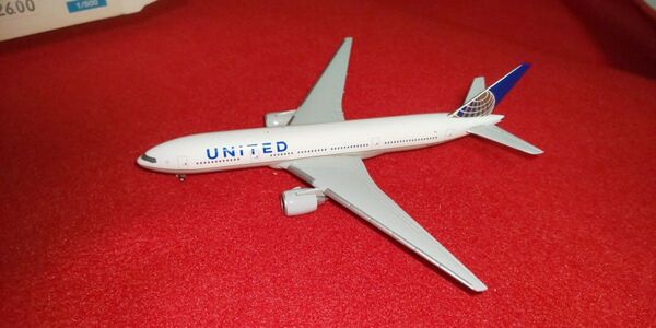 ユナイテッド航空 ボーイング B 777-200 ヘルパ Wings UA スターアライアンス レア