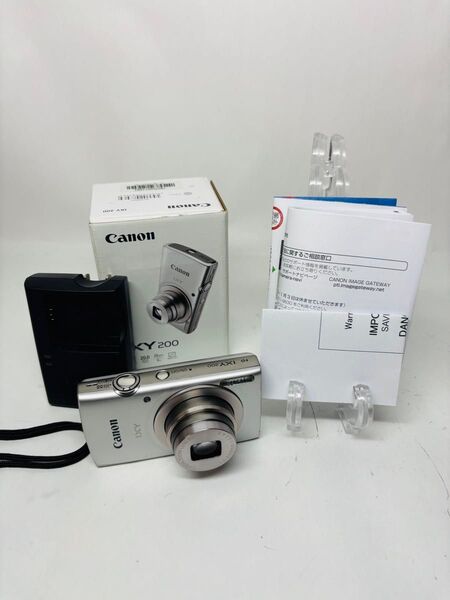 美品Canon IXY200 コンパクトデジタルカメラ シルバー箱付き