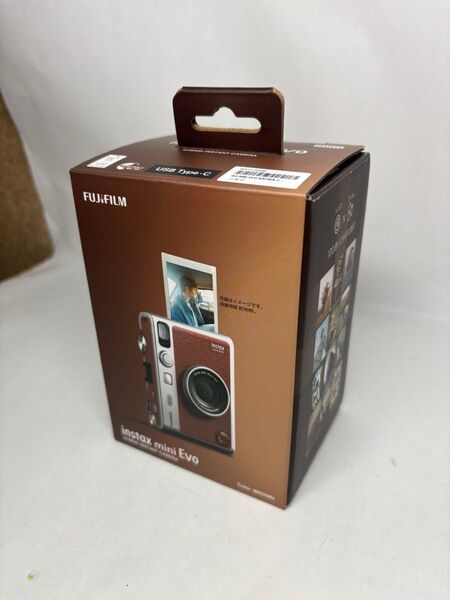 新品未使用品チェキ instax mini Evo USB Type-C対応モデル (ブラウン)保証期間1年あり