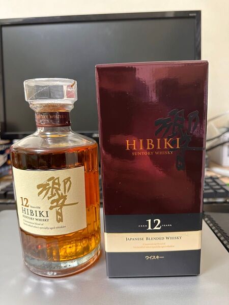 SUNTORY 響12年 500ml