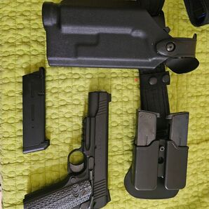 マルイM45a1セット ホルスター マガジン3本 マガジンポーチ付き ブラック ガス漏れ無し 箱説明書付き 東京マルイ
