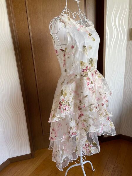 花柄ワンピース アシンメトリー ノースリーブ ミニドレス ロングテール キャバドレス