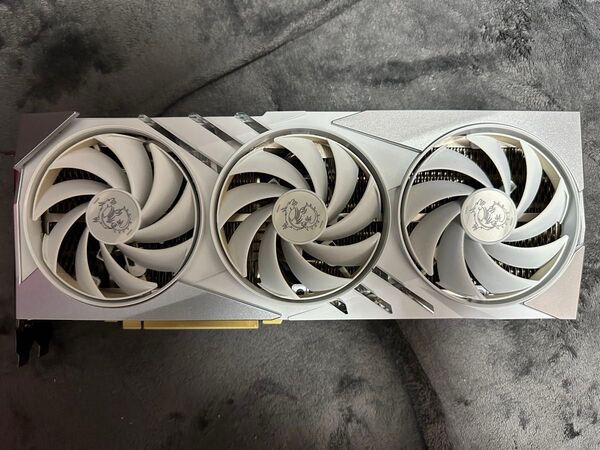 RTX4070ti super 16GB msi WHITE