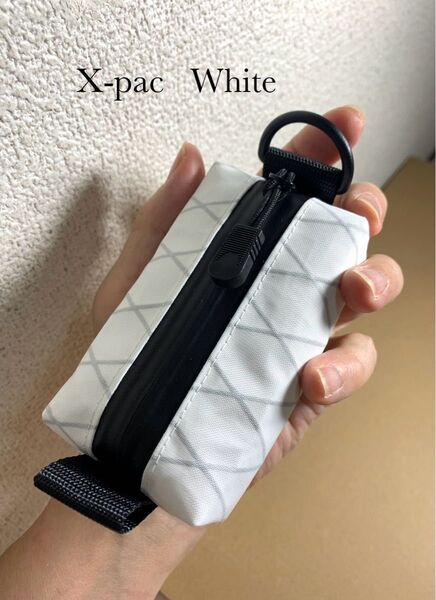 X-pac小型ホワイトポーチ