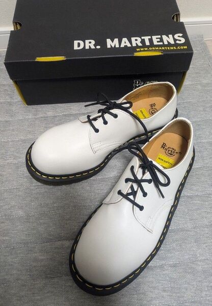 【廃盤】Dr.Martens ドクターマーチン 1925 AW006 3ホールシューズ ホワイト 白 UK8