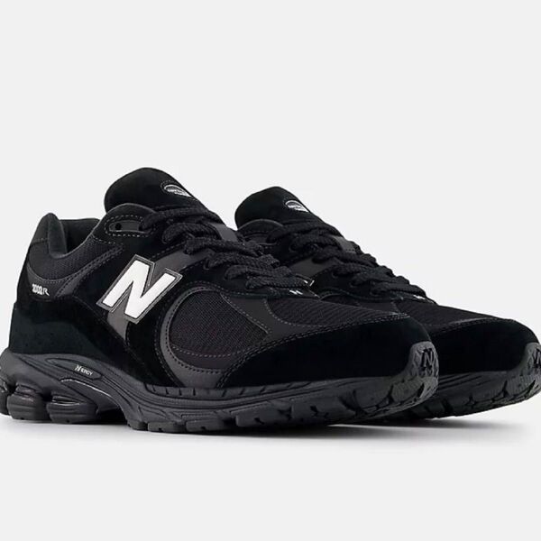 New Balance 2002R GORE-TEX "Black/White" ニューバランス ゴアテックス トリプルブラック