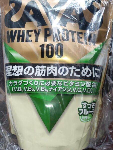 明治 ザバス ホエイプロテイン100 すっきりフルーティー風味 700g 新品 未使用 未開封