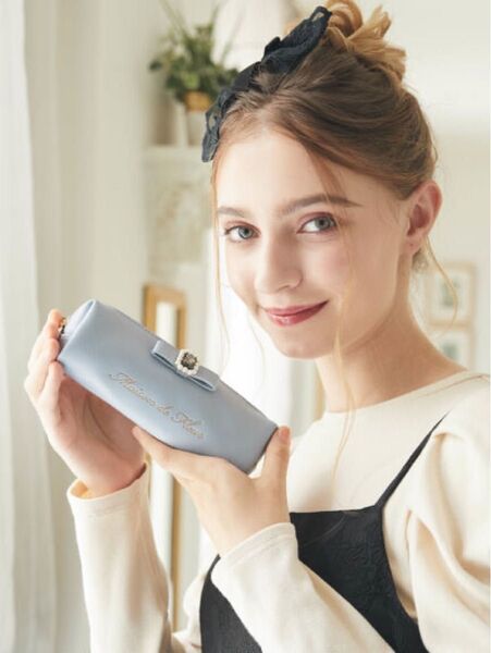 Maison de FLEUR サテンキャリーオンバッグ 10周年 ブルー