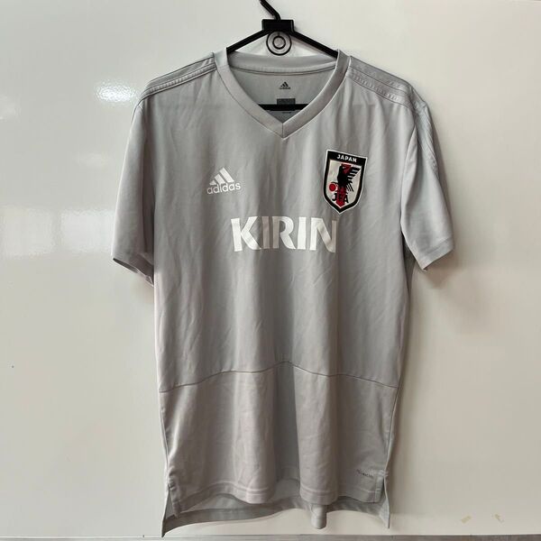 【未使用】adidas サッカー日本代表 トレーニングウェア グレー JFA KIRINスポンサー ビンテージ ロゴ入り