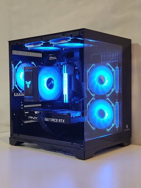 【コンパクトLEDゲーミングPC】Ryzen7 5700x RTX4060