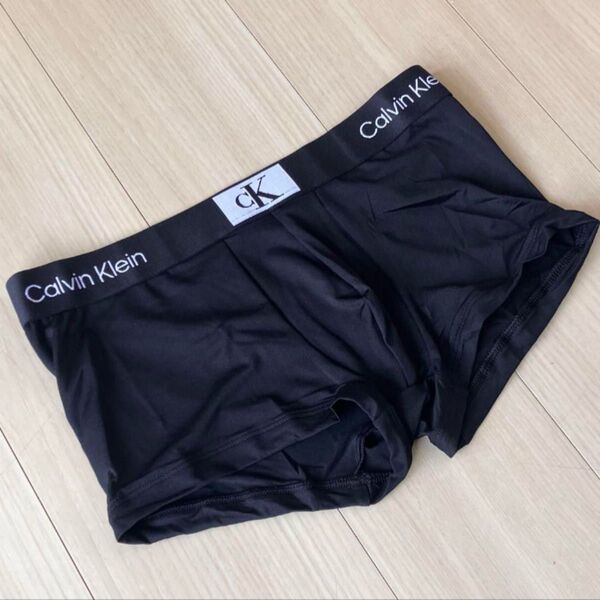 Calvin Klein カルバンクライン マイクロファイバー ローライズ ストレッチ ボクサートランク Sメンズ 下着 ブラック