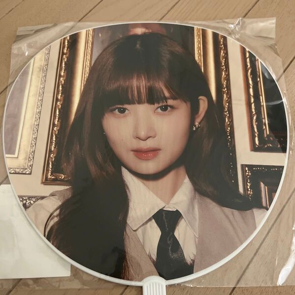 IVE THE FIRST FAN CONCERT “The Prom Queens” IN JAPAN レイうちわ