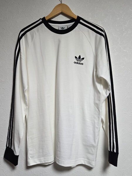 adidas 長袖Tシャツ 白黒