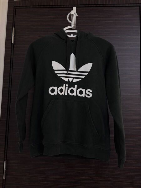 adidas アディダス アディダスオリジナルス レディース ロゴパーカー ブラック