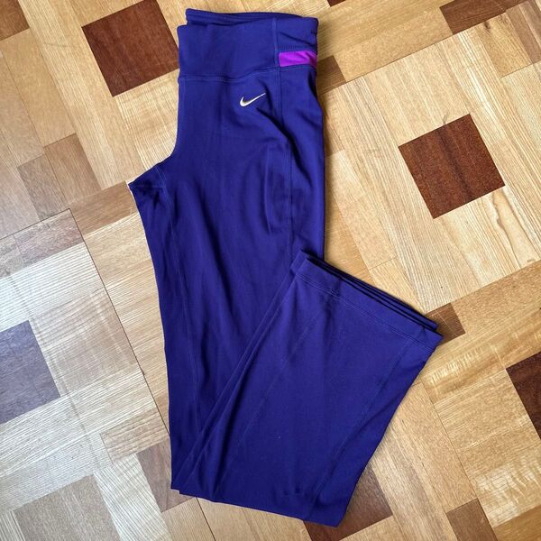 クーポン使用で更にお得 未使用品NIKE DRI-FITレディース トレーニングパンツ パープル S