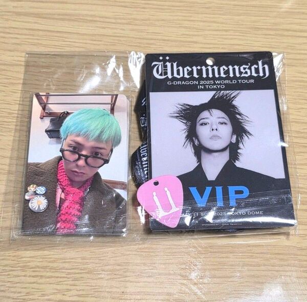 g-dragon ubermensch 東京ドーム コンサート VIP特典 トレカ ピック 未開封 ジヨン BIGBANG